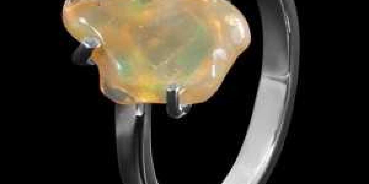 Why To Choose Opal For Your Engagement Ring?