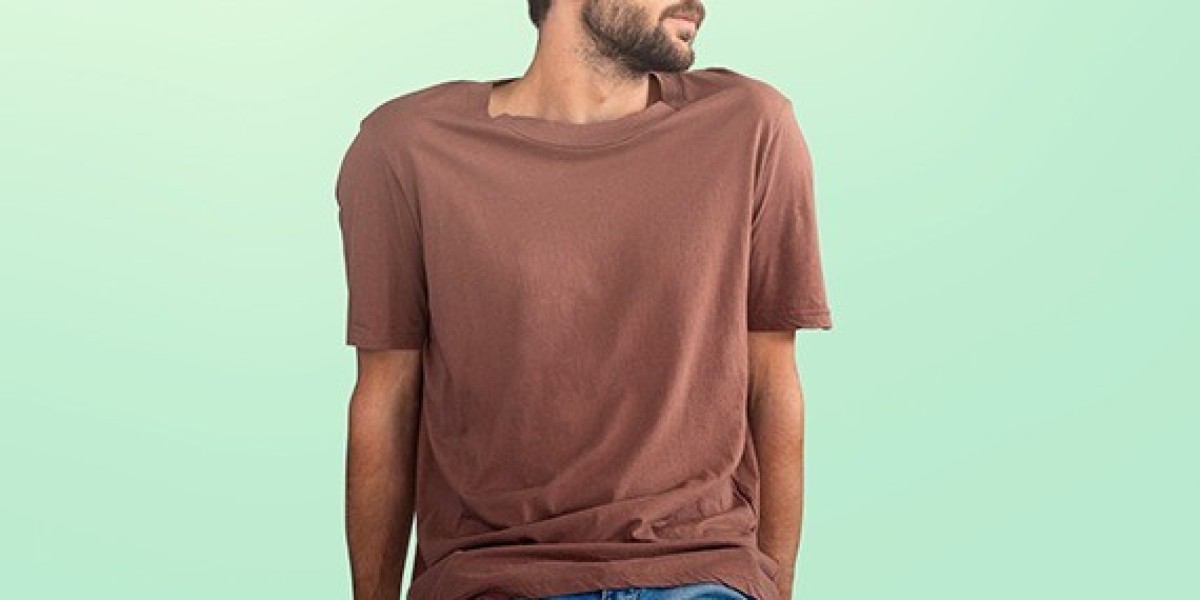 Men's Oversized T-Shirts: A Fashion Trend Taking 2023 by Storm