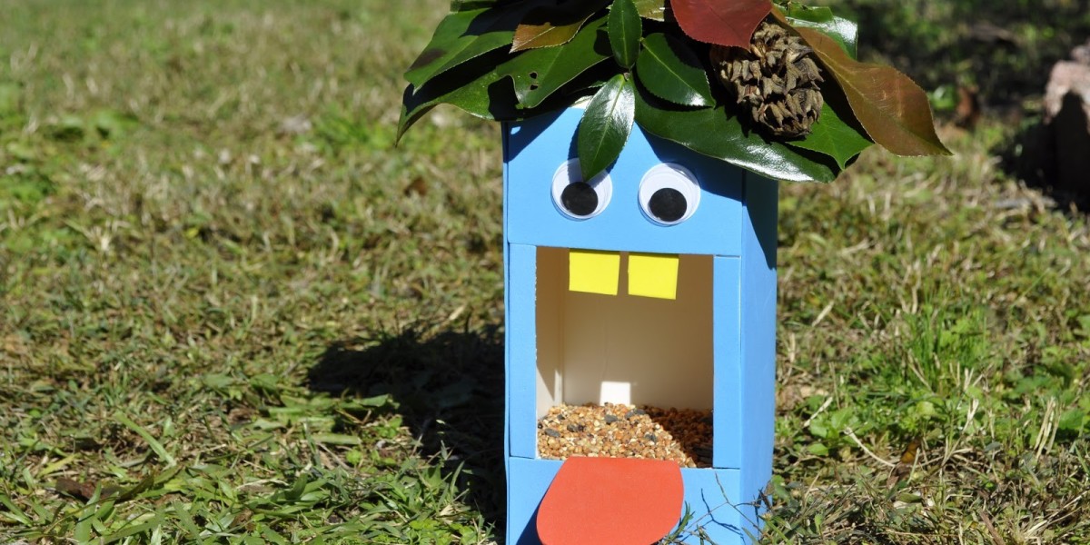 Crafting Homemade Bird Feeders to Advance Your Home Decor