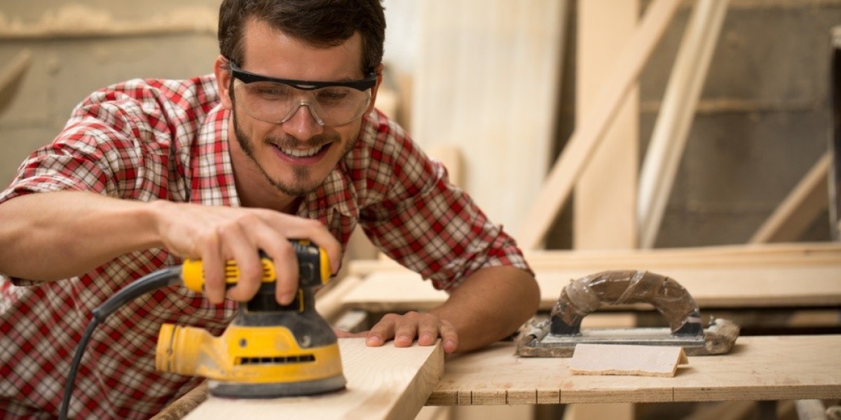 Enhancing Workplace Safety with Mens Safety Glasses