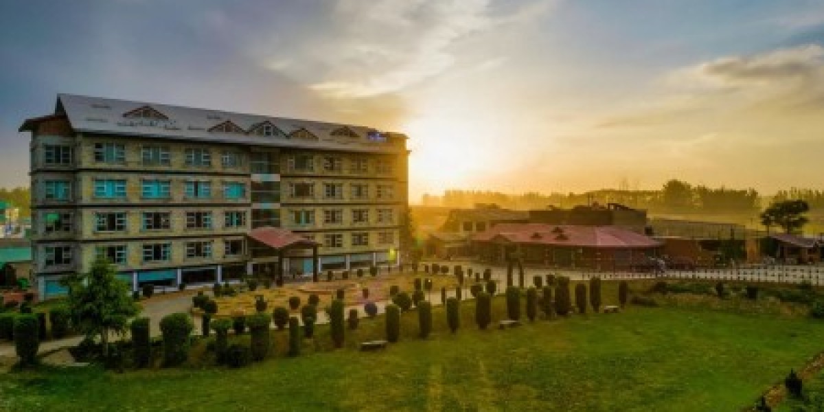 Embrace Elegance: Your Guide to the Most Luxurious Hotels in Srinagar, Kashmir