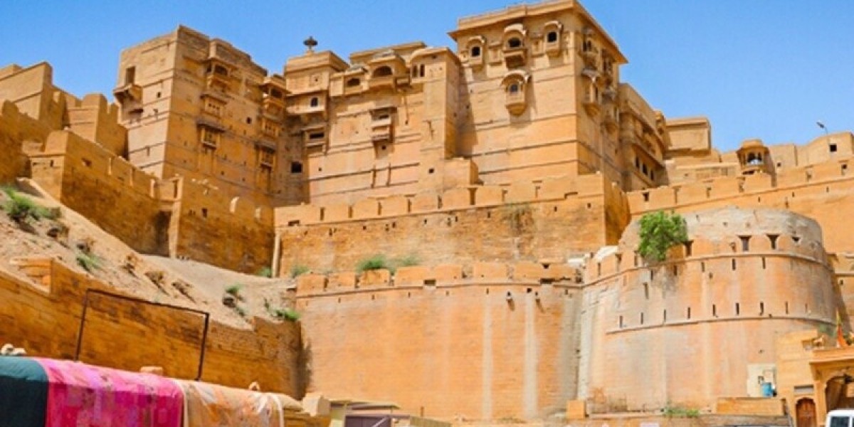 From Fort to Dunes: How Taxi Services Enhance Your Jaisalmer Adventure