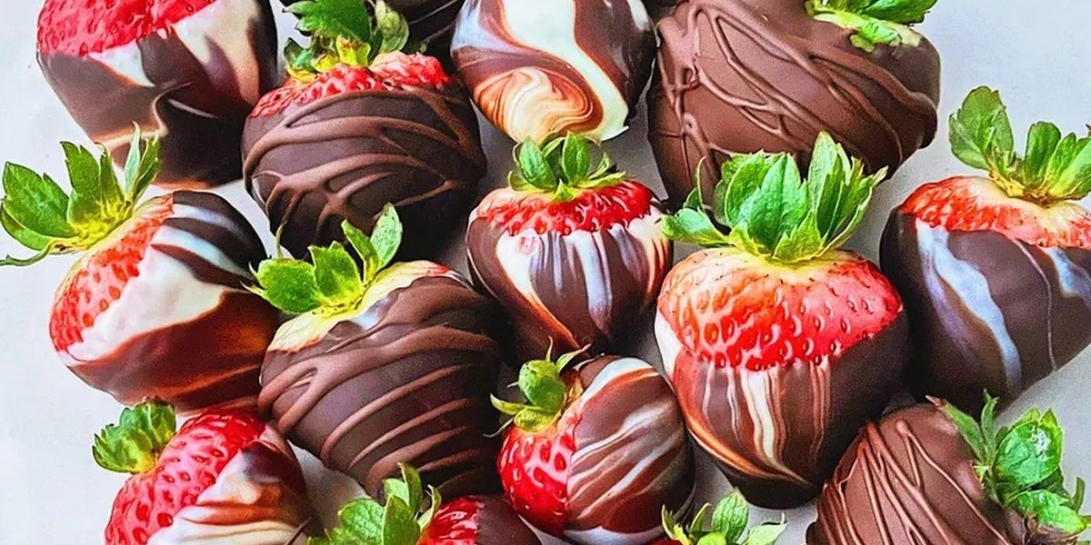 Chocolate-Covered Strawberries with Nutella A Symphony of Flavors