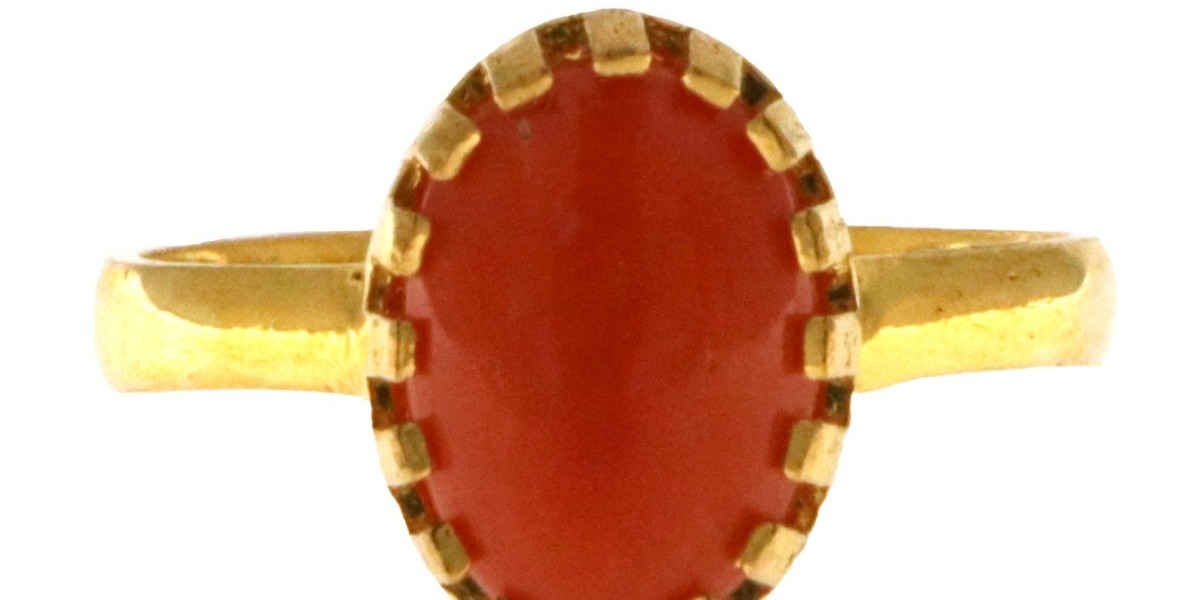 "Harmony in Two Tones: Bicolor Gold Ring"