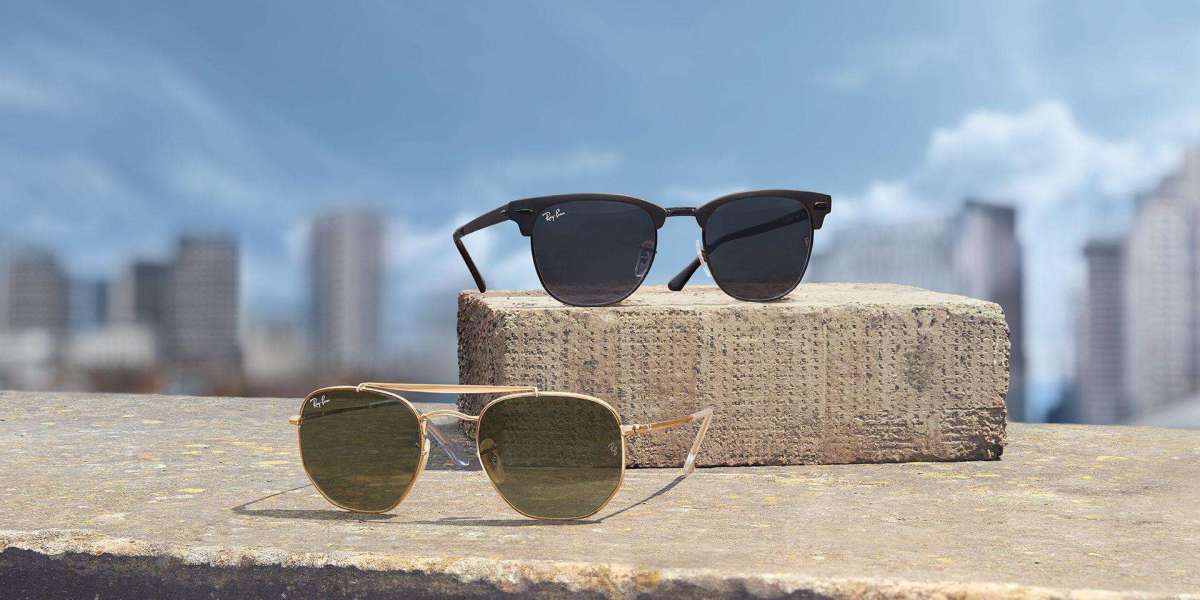 Polarized Technology is fastest growing segment fueling the growth of Luxury Sunglasses Market