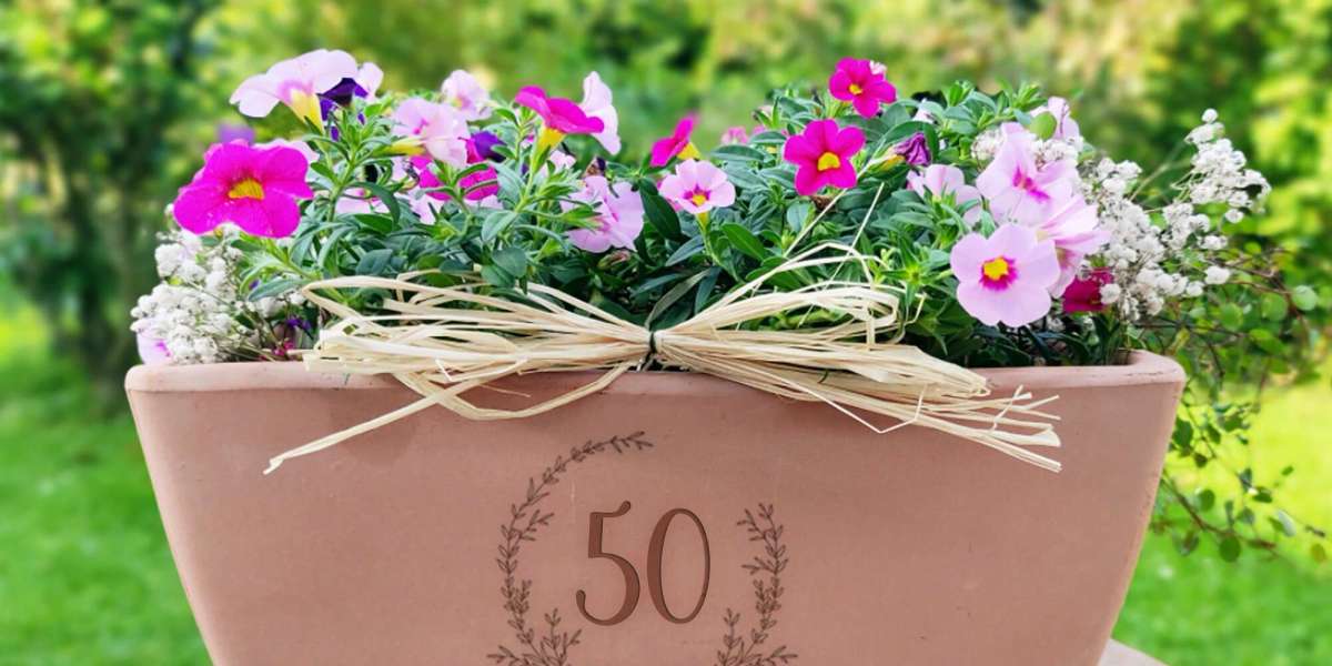 The Beauty of Personalised Garden Pots