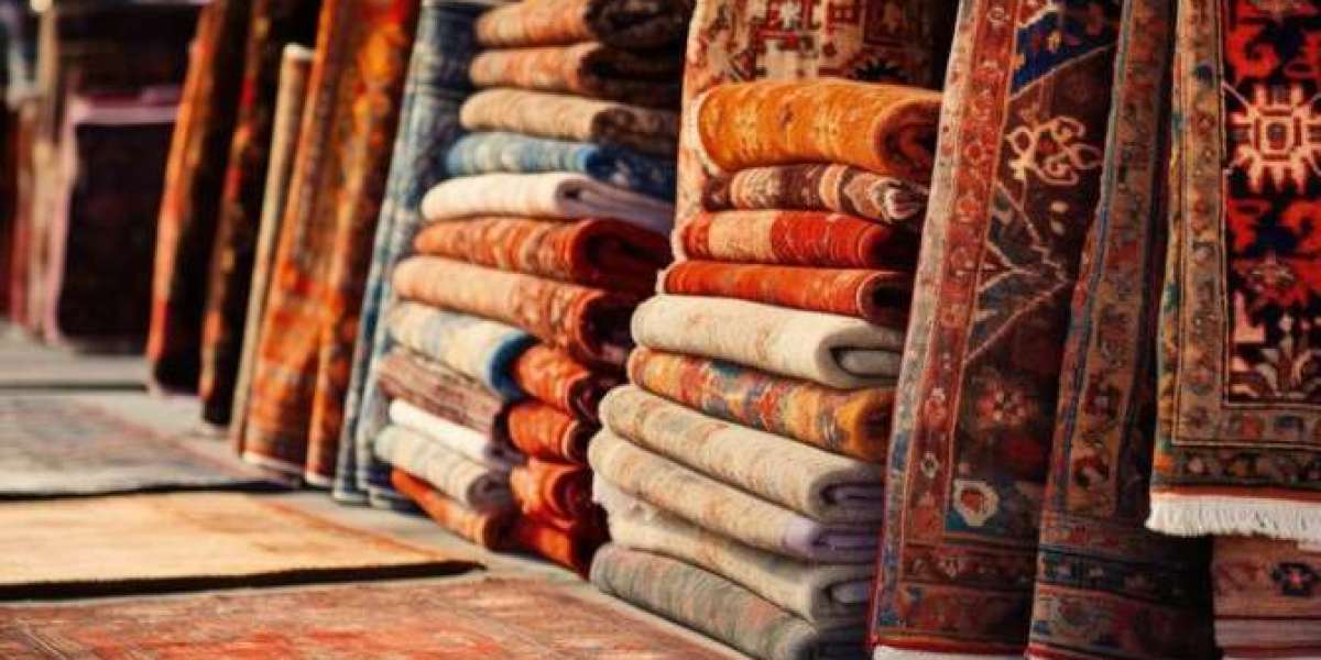 The Artistry and Heritage Woven into Pakistani Rugs: A Tapestry of Culture