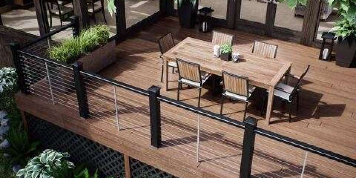 Building a Deck That Complements Your Landscape
