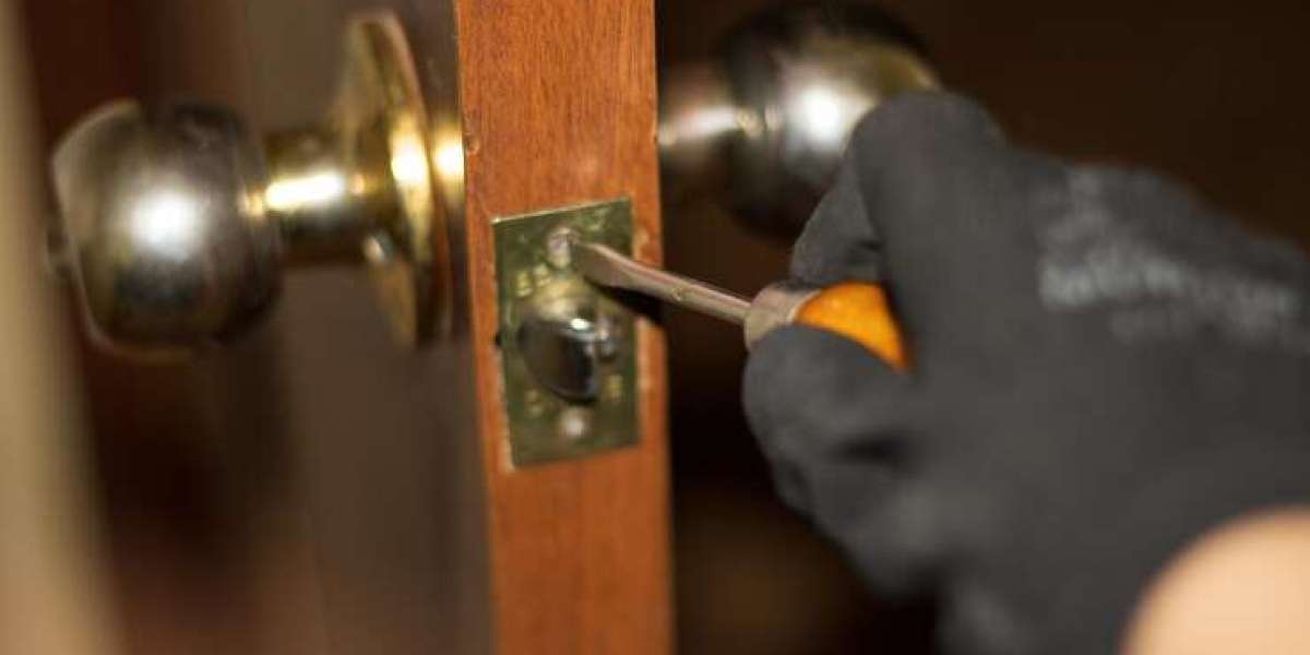 Why Choose 24-Hour Locksmith Services? Unlocking the Benefits of Round-the-Clock Security