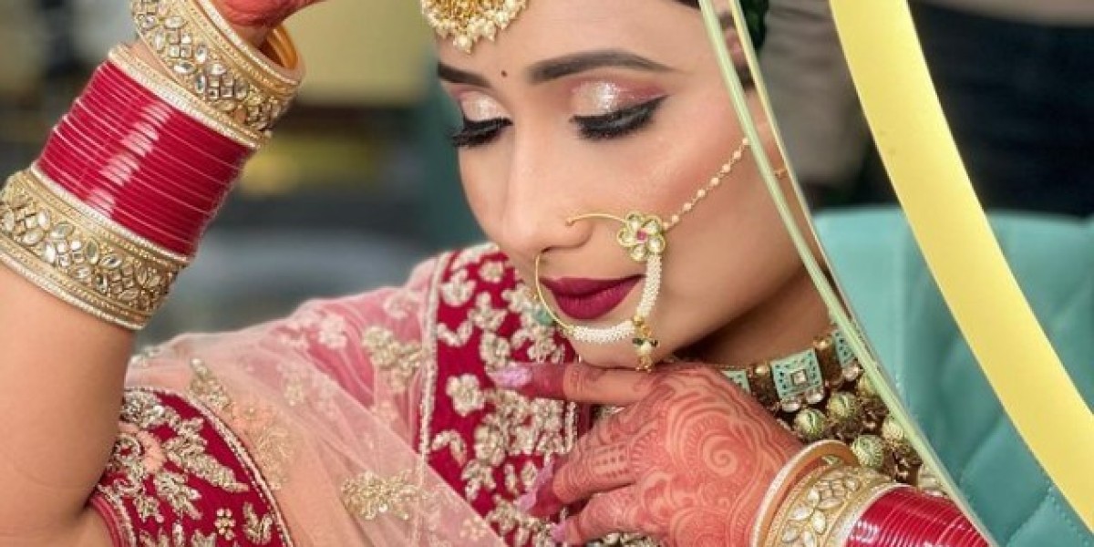Say “I Do” To Bridal Makeup In Patna After You Get Proposed!