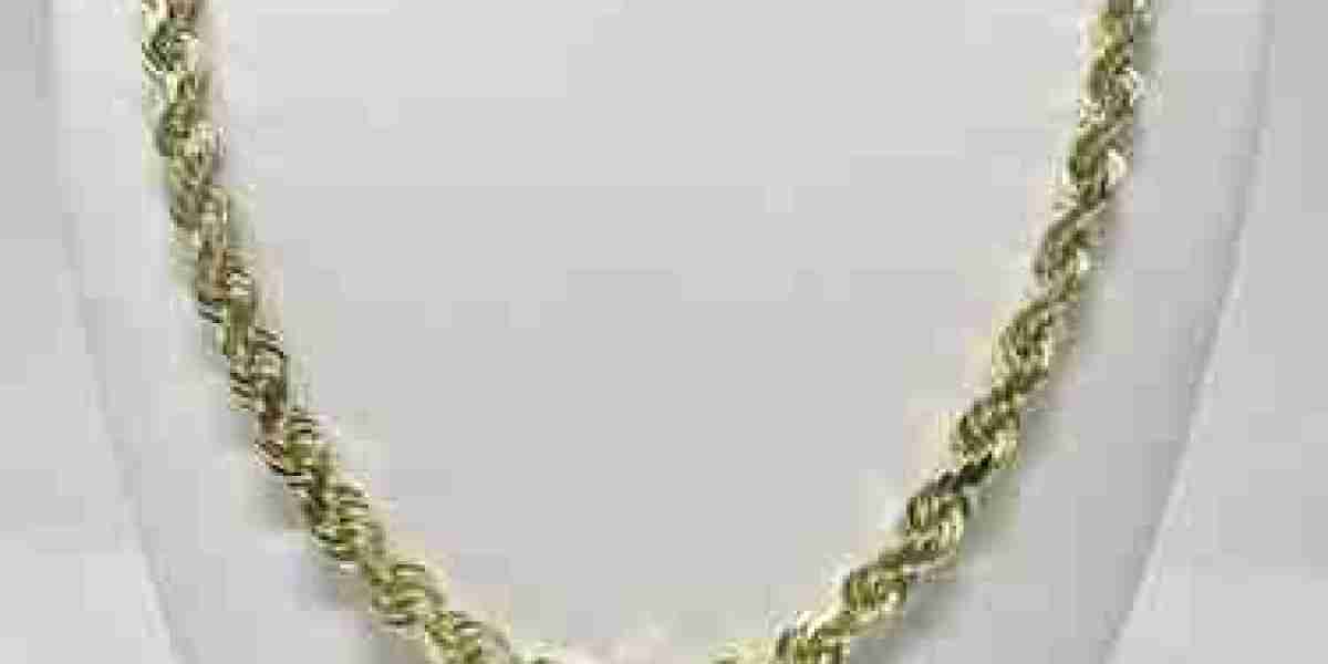 Rope Chain 10mm: A Stylish Statement Piece