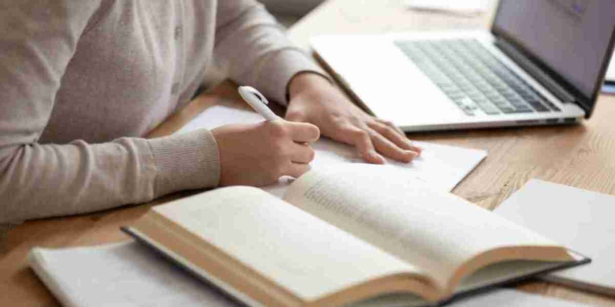 How to Find the Best Professional Essay Editing Service Providers?